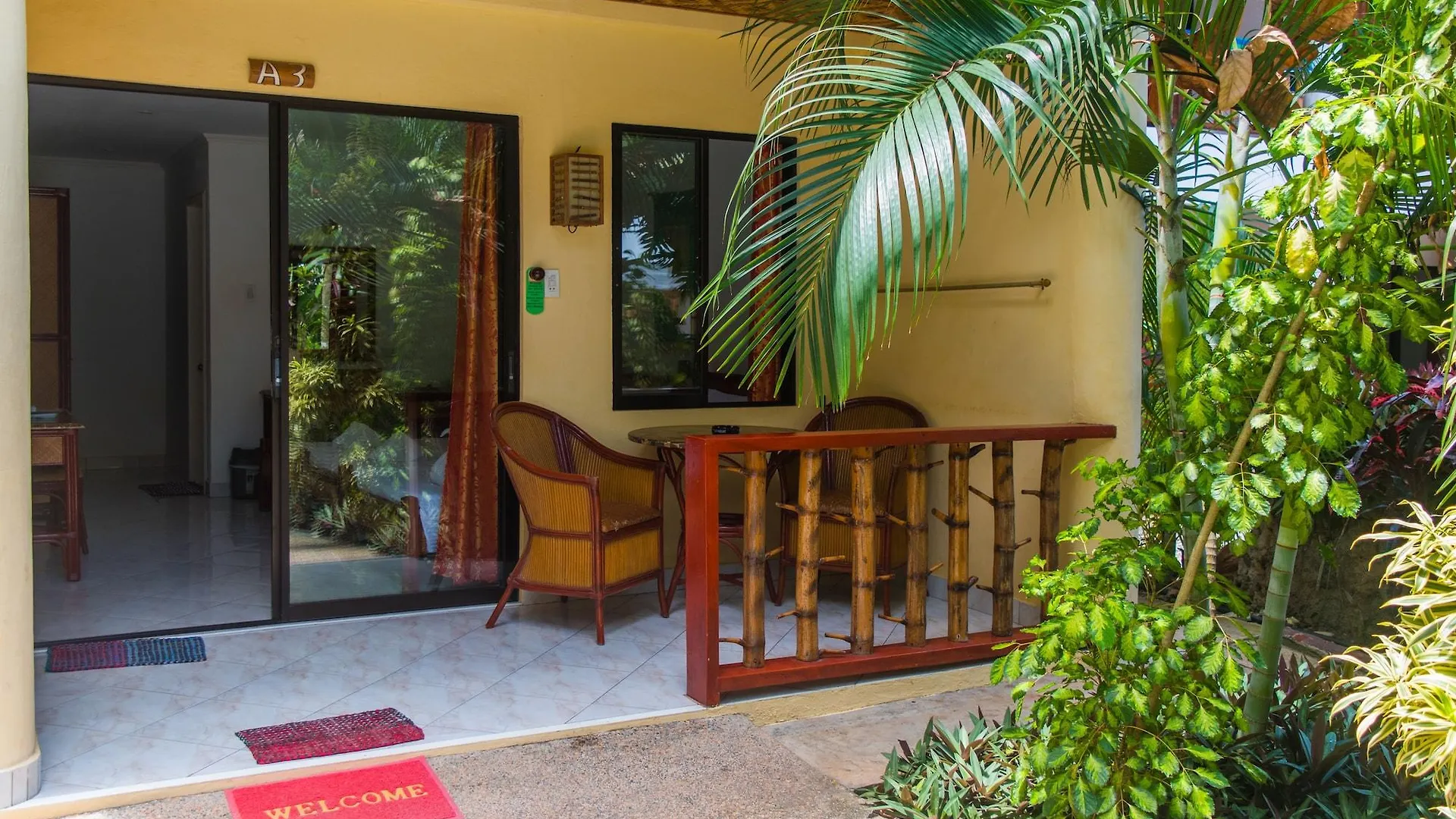 Alona Vida Beach Resort Panglao
