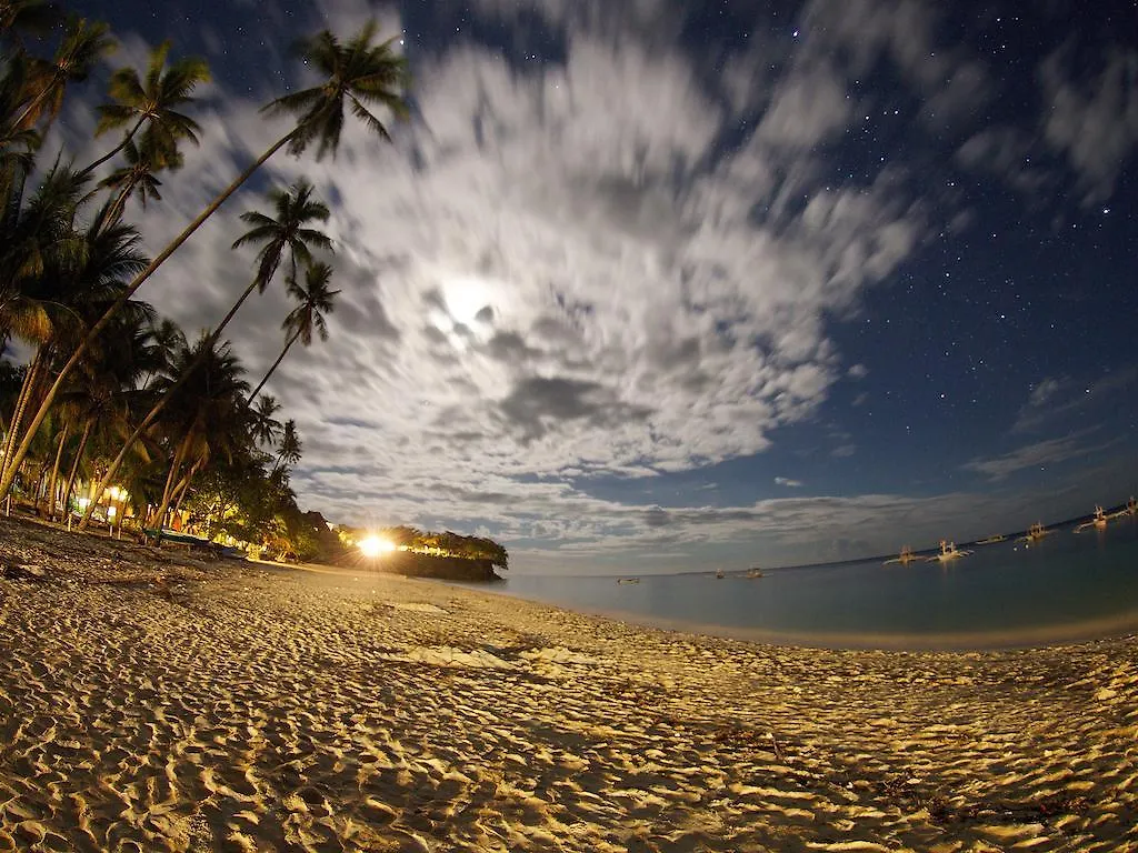 Alona Vida Beach Resort Panglao 3*,