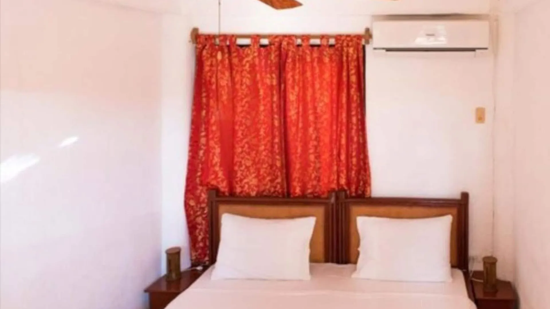 Alona Vida Beach Resort Panglao 3*,  Filipiny